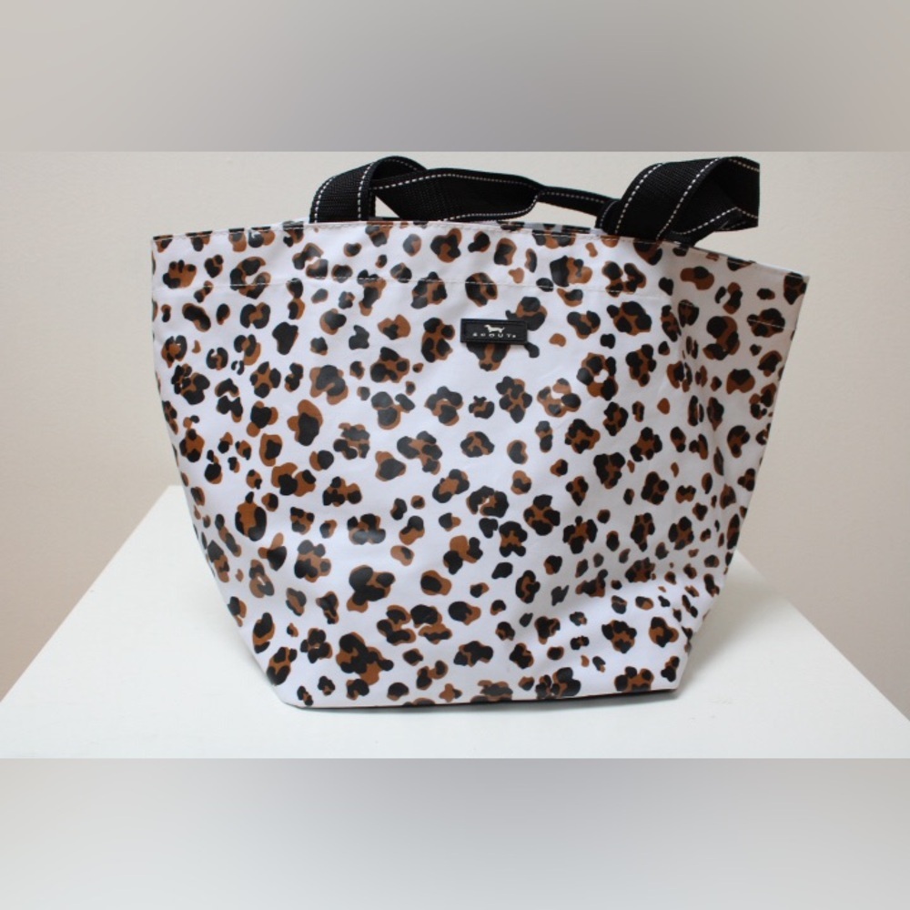 NWOT Scout faux fur tote bag